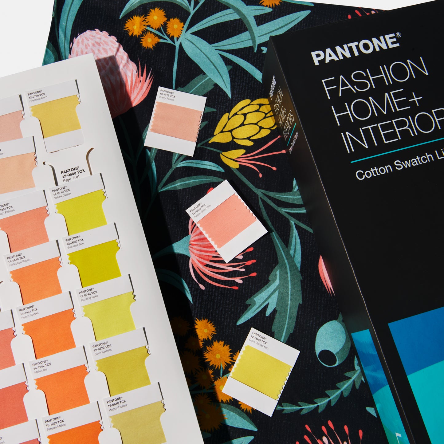PANTONE FASHION, HOME + INTERIORS COTTON LIBRARY + DUALITIES EXPANSION PACK