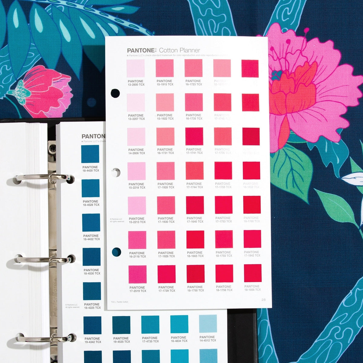 PANTONE FASHION, HOME INTERIORS COTTON PLANNER